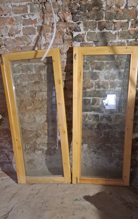 Продавам дървена дограма