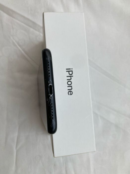 Iphone XR 64gb . Iphone xr memorie 64gb