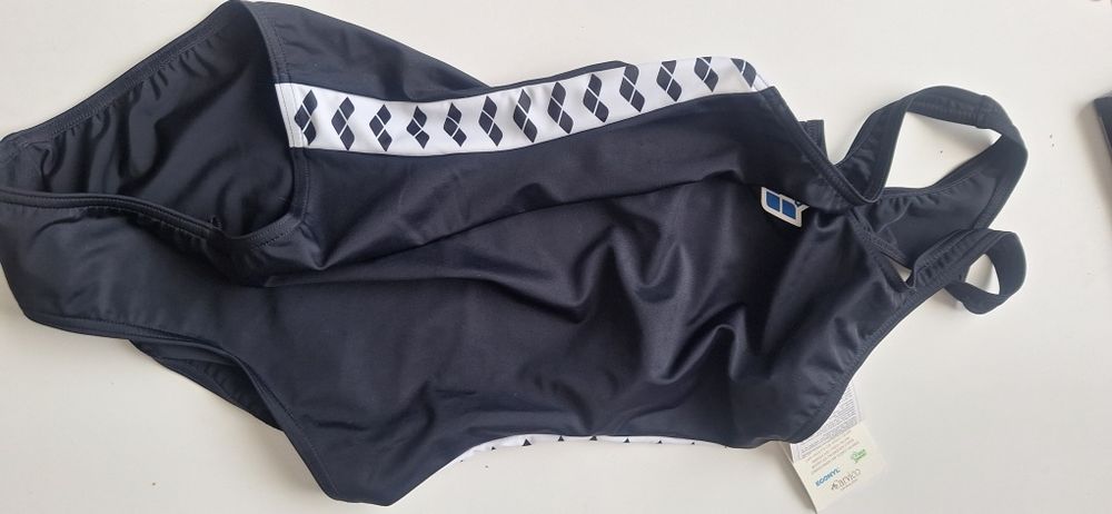 Бански за плуване Арена