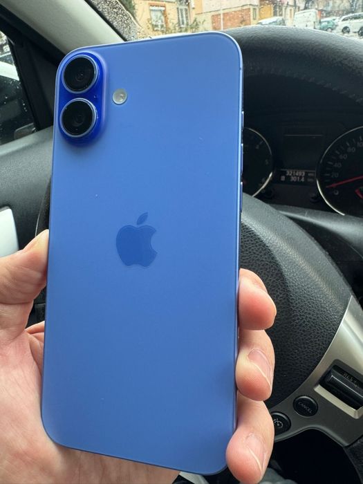 Iphone 16 PLUS 128gb  baterie 98%