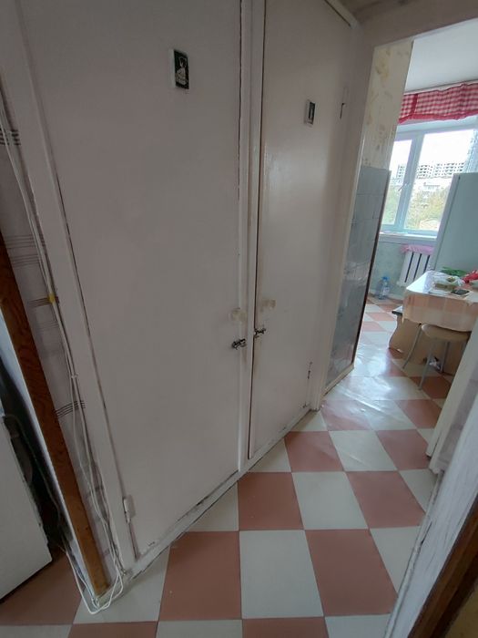 Продается 3-комн (6-15, 4 эт)