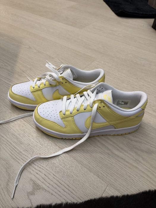 Nike Dunk Galbeni