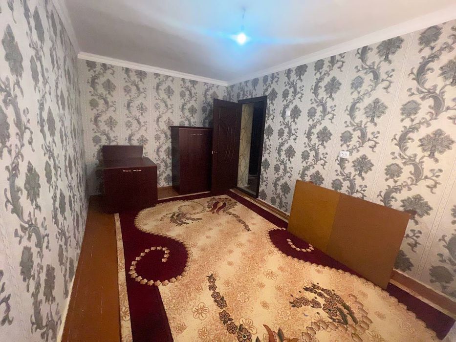 Сдается 1 комнатная квартира
Для семейным есть холодильник