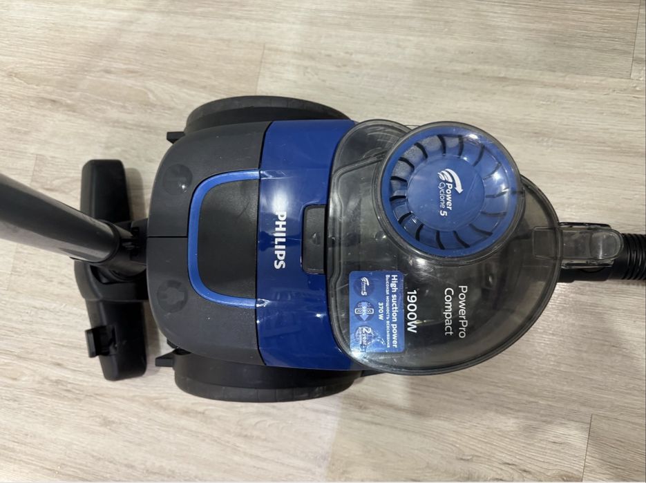 Продам пылесос Philips в отличном состоянии