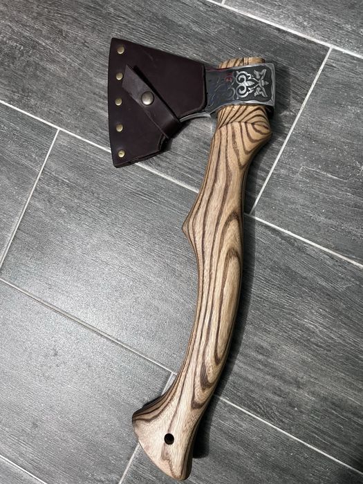 Топор Именной :Ысық новый продам