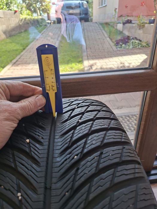 Set 4 Anvelope Iarnă Michelin Pilot Alpin 5 – 2 Dimensiuni 225/45 R18 + 255/40 R18