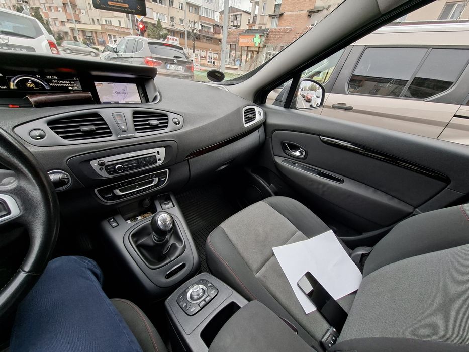 Renault Grand Scenic 2013, 7 locuri