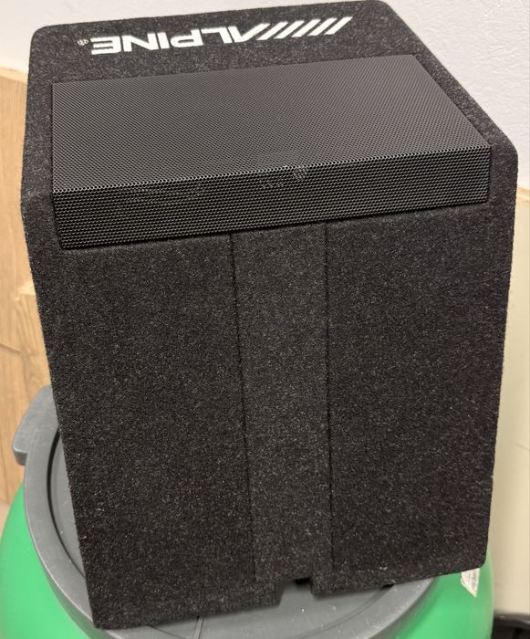 Vand subwoofer activ Alpine