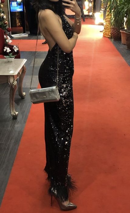 Черное вечернее платье с пайетками Б/У