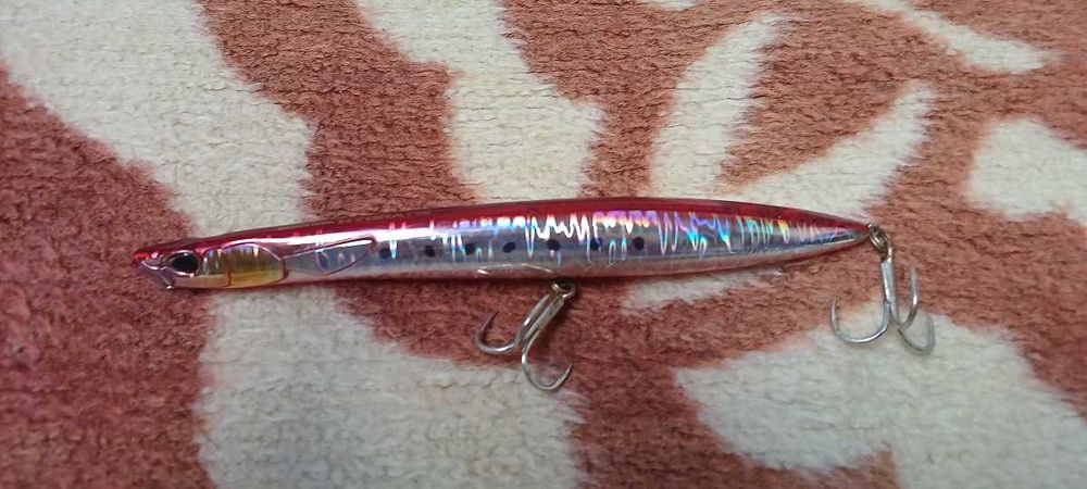 Воблер Duo Rough Trail Hydra бавно потъващ 17.5 см, 30 гр.