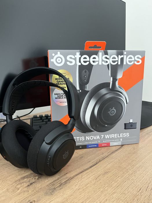 SteelSeries Arctis Nova 7 Wireless Gen 2