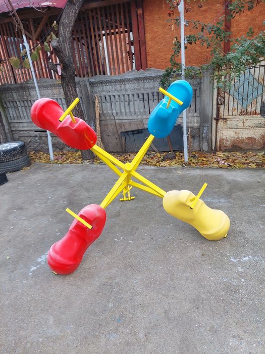 Vând produse de joacă pentru copii leagăn balansoar carusel bănci