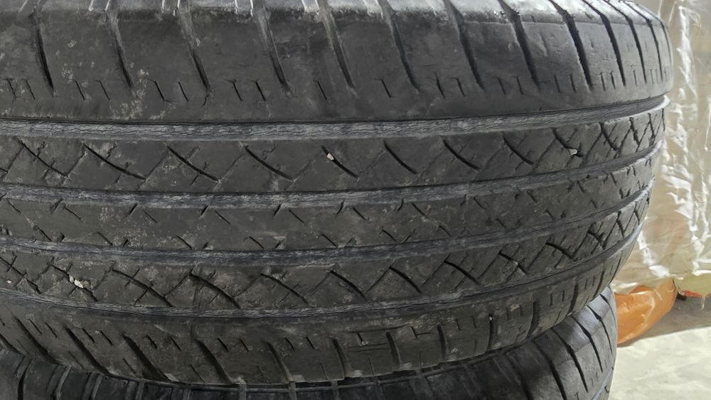 215/70/16 продам