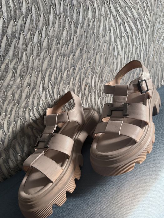 Обувь женская разная