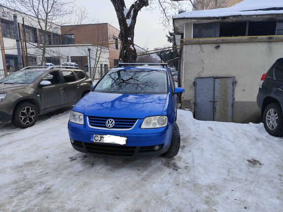 Vand sau Schimb Volkswagen Touran 2.0 TDI,  7 Locuri  267.000 KM