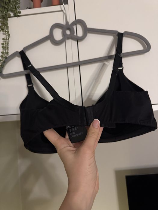 Черен сутиен за кърмене H&M сутиен за кърмачки