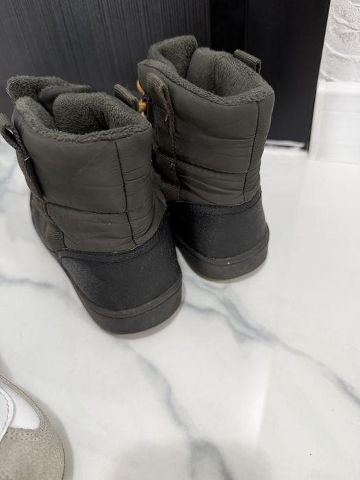 Зимни боти и маратонки H&M, Адидас и Зара