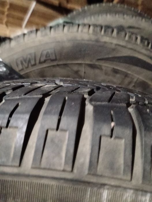 Продам шиныYokoxama R17  265/65