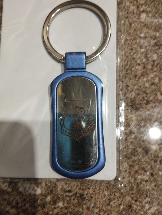 Метален ключодържател