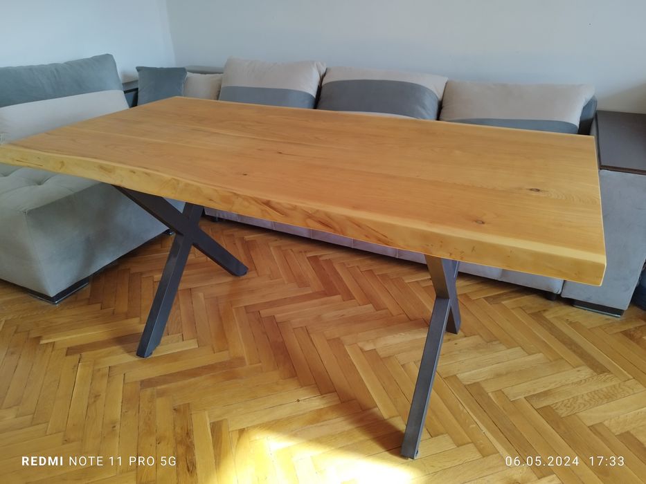 Трапезна маса от череша