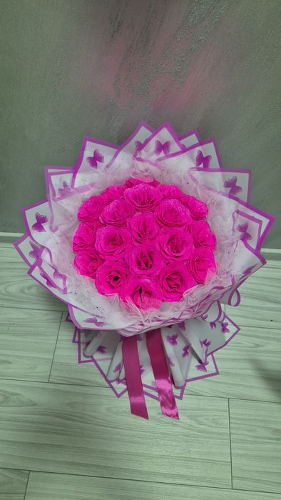 Buchet din 19 trandafiri imperiali luxury