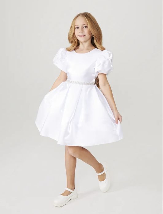 Красивое платье для девочки на рост 128