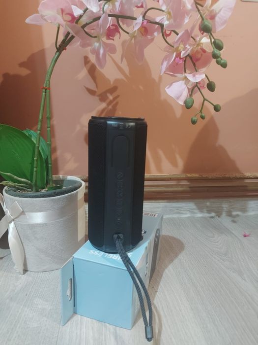 Boxa Bluetooth cu 2 difuzoare si jocuri de lumini