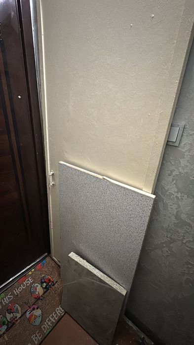 Отдам дверь и столешницу на дрова