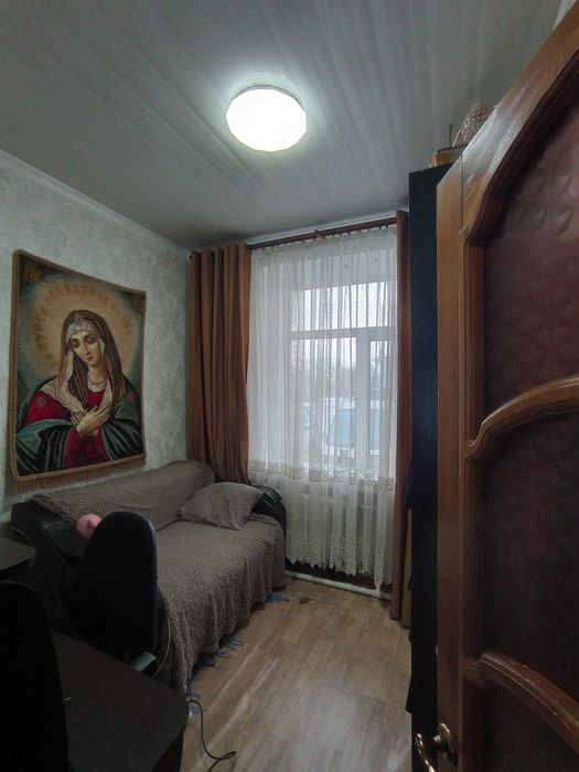Квартира 4 комнатная +  сарай