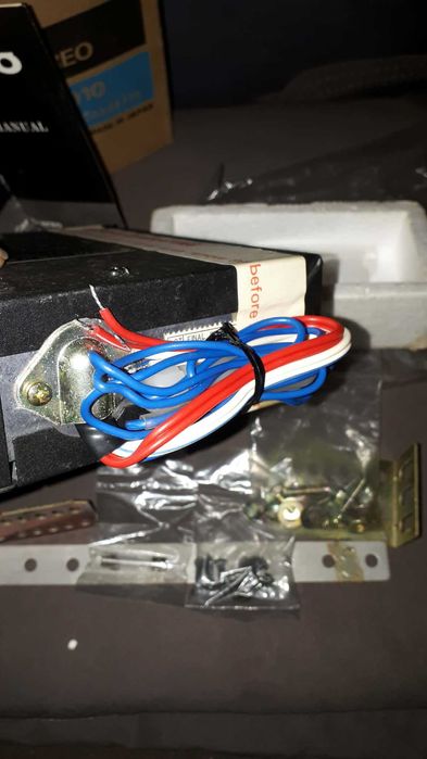 Casetofon vintage Sanyo de masina, cu boxe, nou