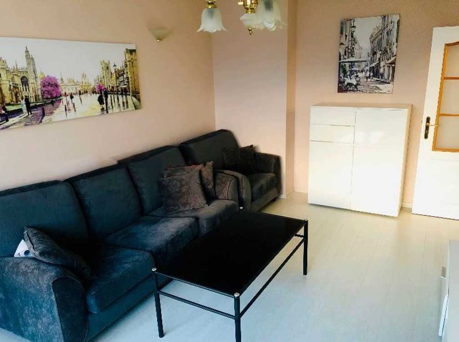 Дава се под наем Двустаен апартамент в София, Полигона - 70 кв.м за 612 € - Снимка #2