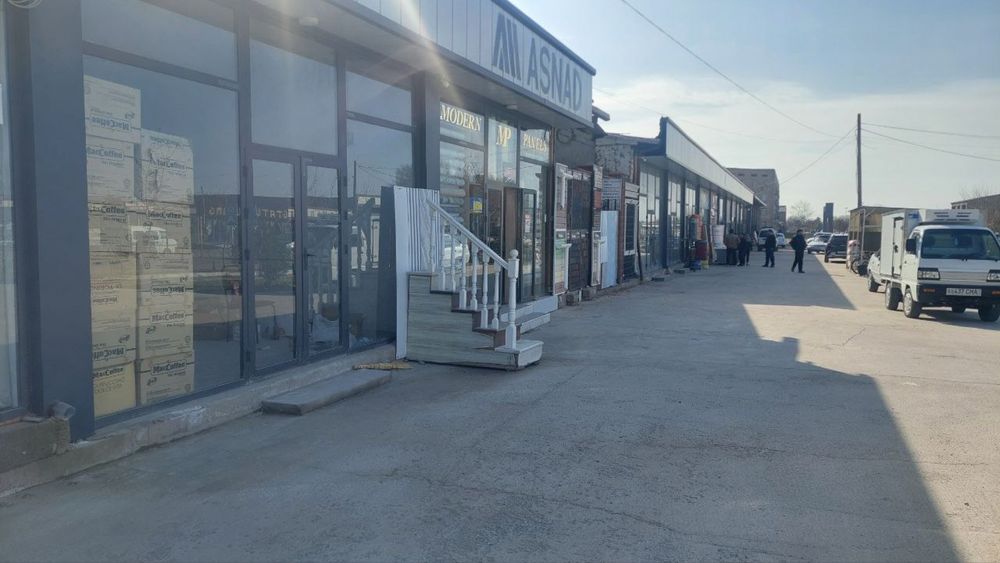Продаю магазинов и база
