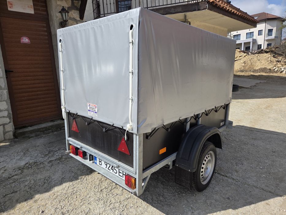 Ремарке за лек автомобил