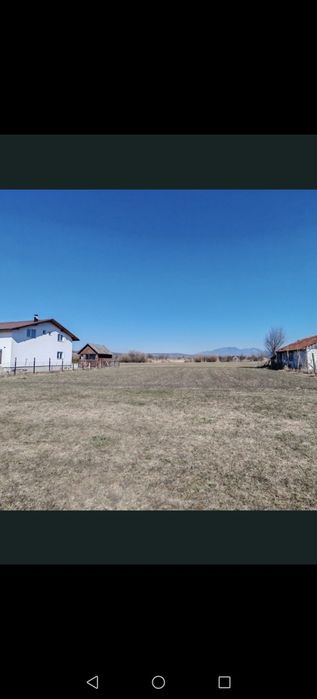Vând 10 ari intravilan