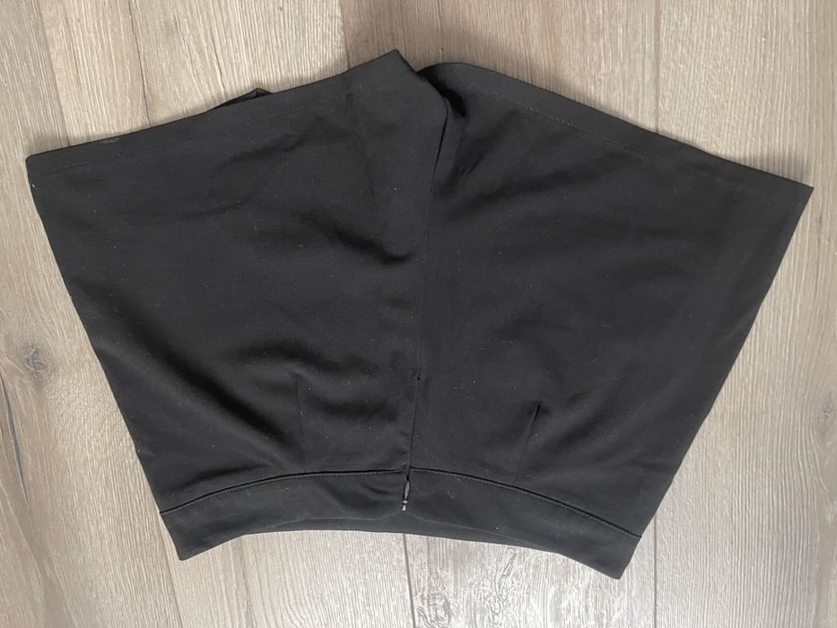 Fusta-pantaloni Stradivarius, marime S, stare excelenta.