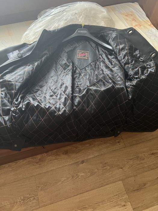 Кожаная куртка мужская.