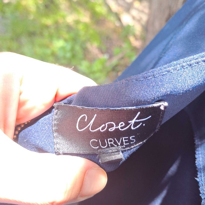 Елегантна рокля Closet curves, размeр UK 22