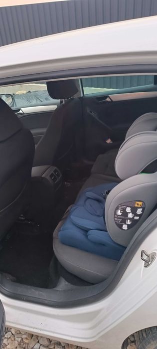 VOLKSWAGEN Golf 2010 — imagine 3