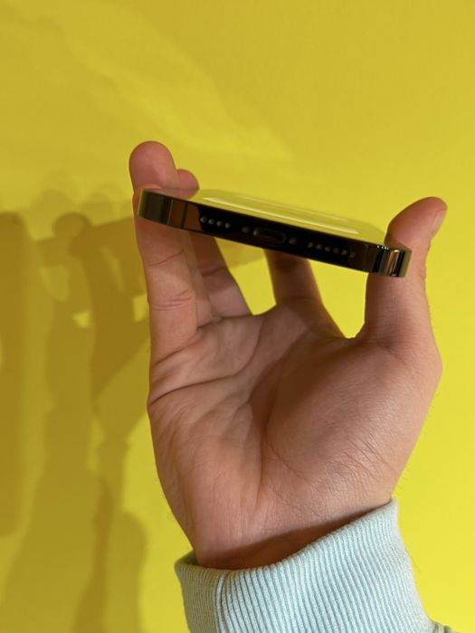 Продавам iPhone 14 pro max