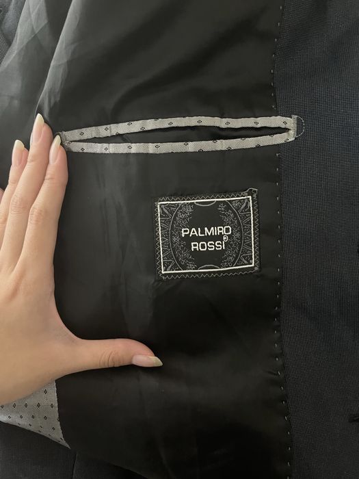 Костюмы мужские