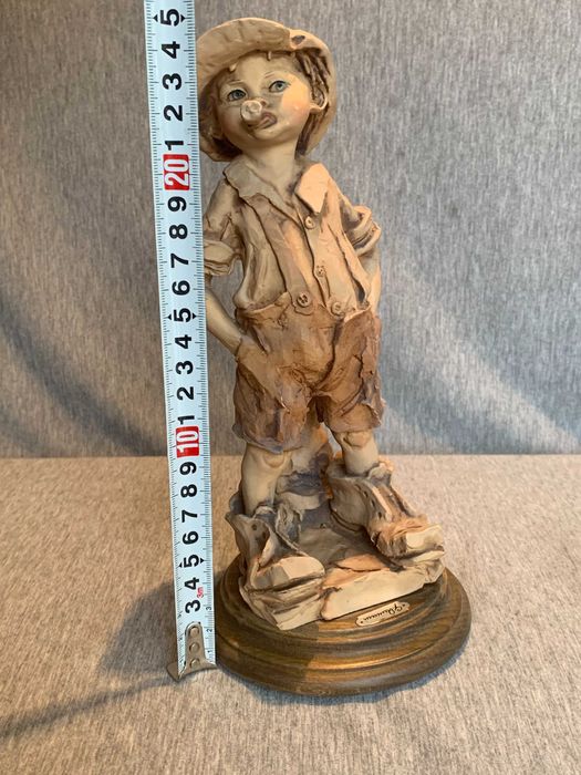 Фигурка CAPODIMONTE на момче