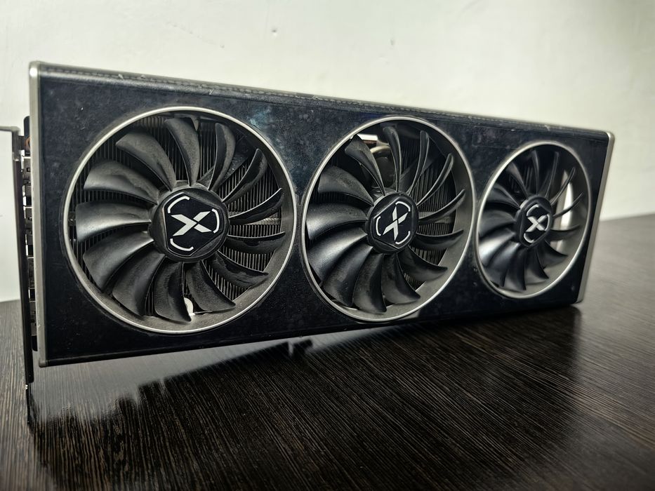 XFX speedster RX 6700xt 12GB