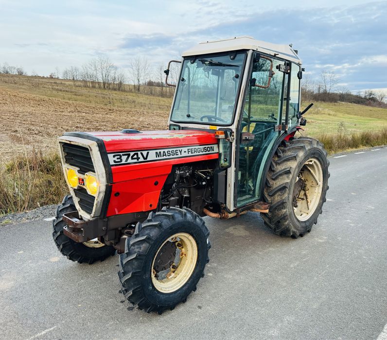 Tractor Massey Ferguson 374V 4x4 64cp 4 cilindri cauciucuri noi