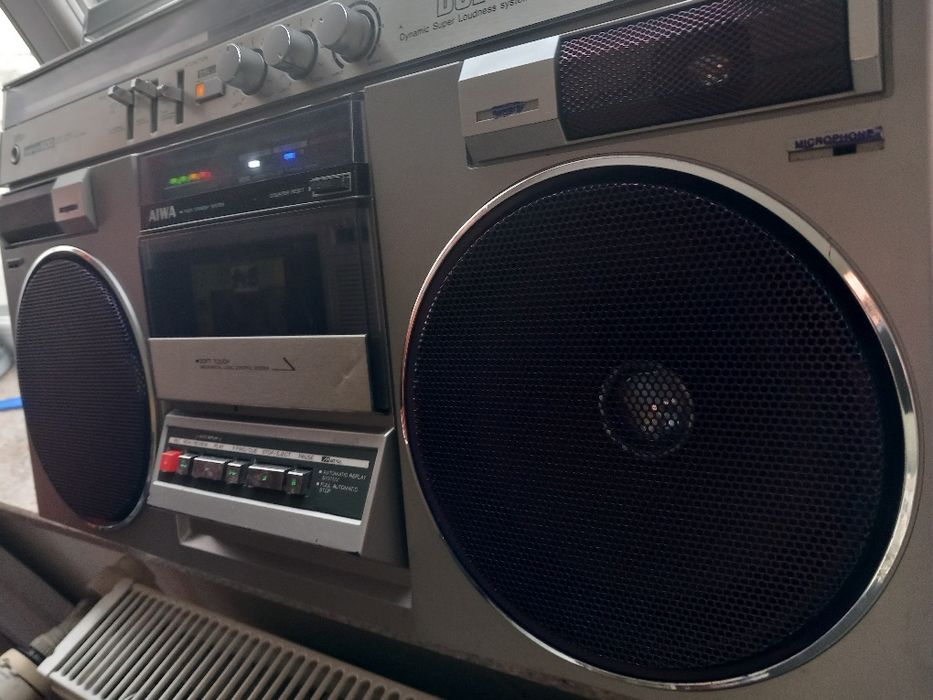 Radiocasetofon Aiwa CS-600 E, schimb