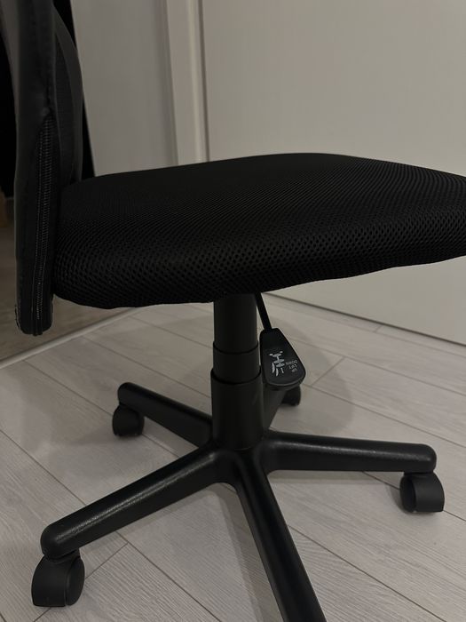 Scaun de birou, inaltime reglabila