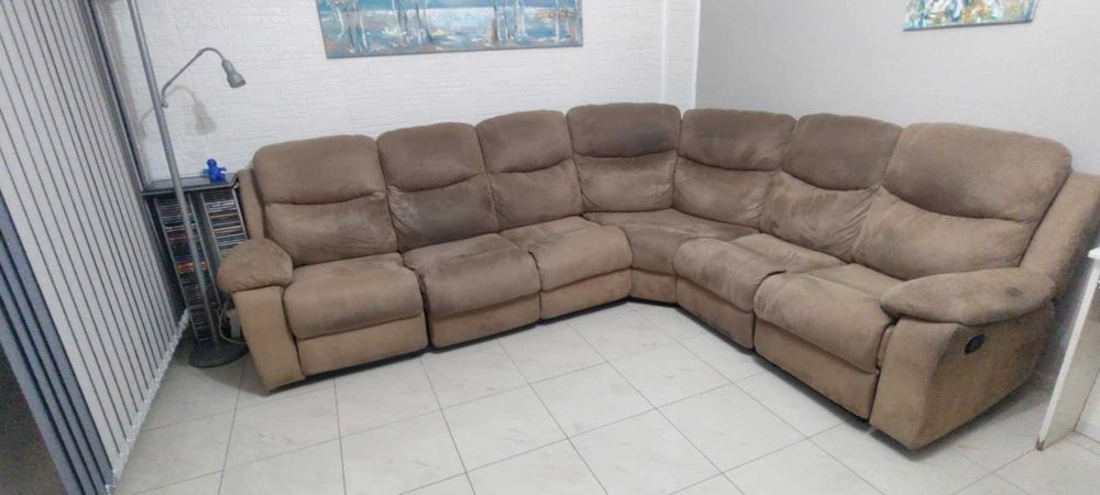 Продавам ъгъл холов - дясен с два механични релакс механизма !