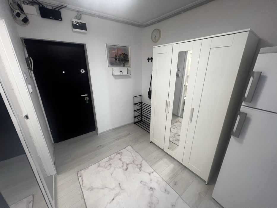 Garsoniera 42m totul nou prima inchiriere