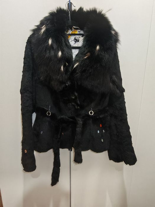 Шуба кролик, красивый воротник.