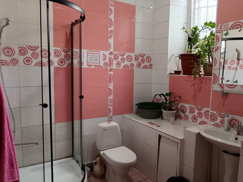 Дом коттедж по суточно