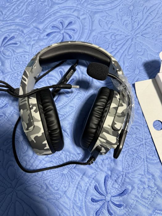 Casti pentru PS4 si PS5